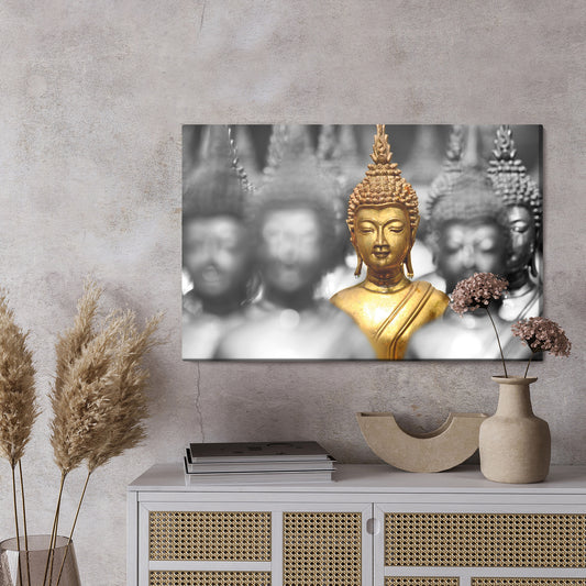 Obraz Na Płótnie Złoty Budda – symbol spokoju do wnętrz nowoczesnych, eklektycznych i w stylu Zen – widok 2