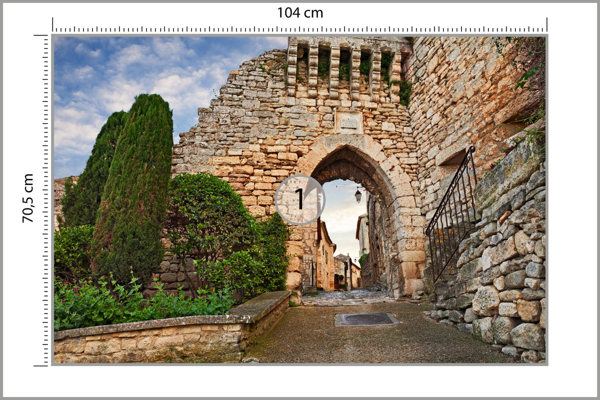 Fototapeta Uliczka Przejście Przez Kamienną Bramę 104 × 70,5 cm – podgląd kadru