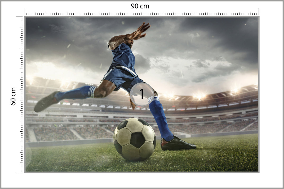 Fototapeta Piłkarz Na Boisku 90 × 60 cm – podgląd kadru
