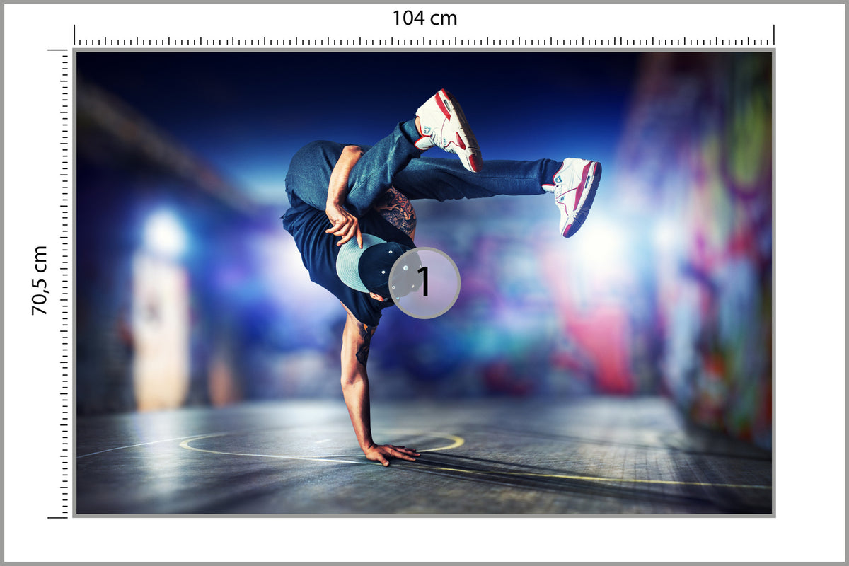 Fototapeta Tancerz Breakdance 104 × 70,5 cm – podgląd kadru