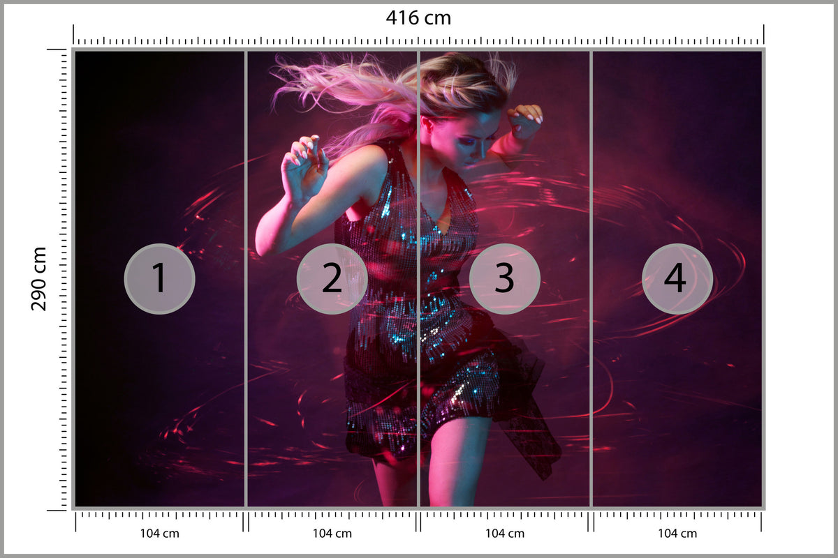 Fototapeta Młoda Kobieta W Tańcu 416 × 290 cm – podgląd kadru