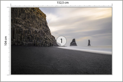 Fototapeta Plaża Morze Skały Czarny Piasek 152,5 × 104 cm – podgląd kadru