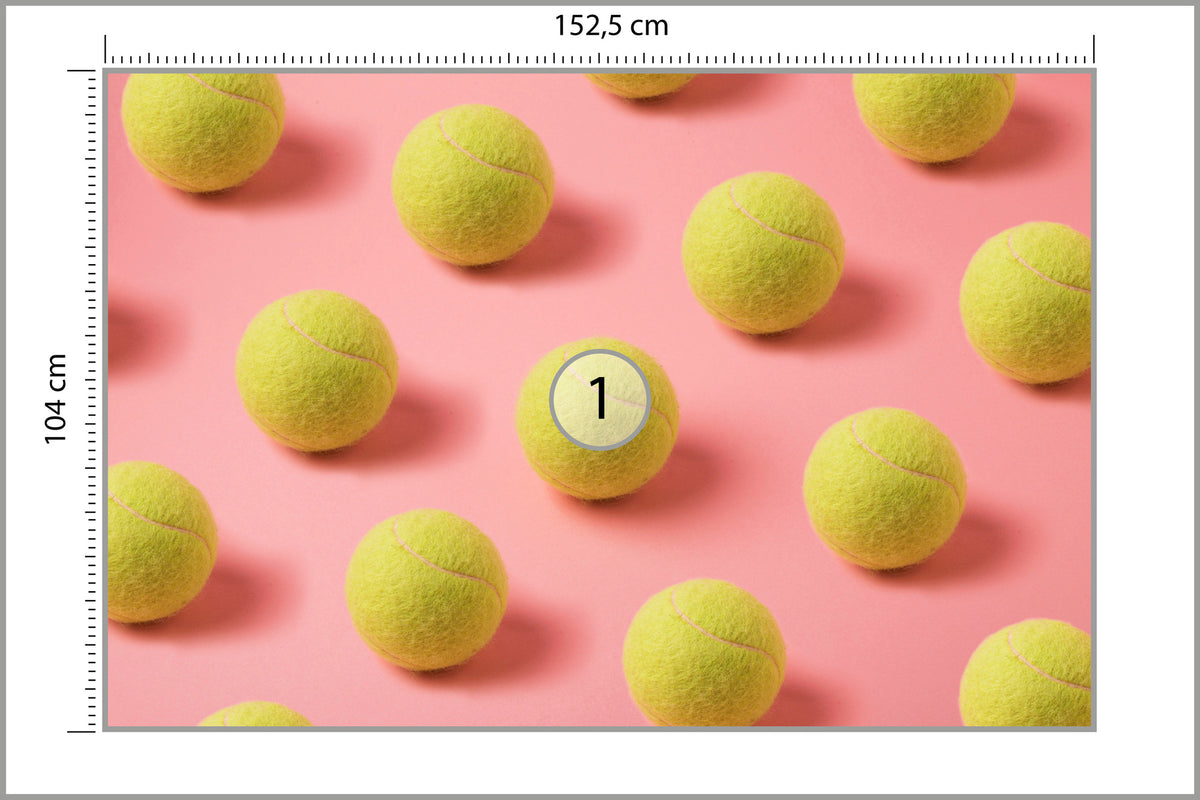 Fototapeta Piłki Tenisowe Na Różowym Tle 152,5 × 104 cm – podgląd kadru