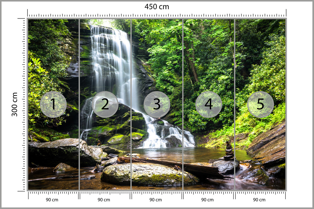 Fototapeta Wodospad Kaskada W Lesie Na Skałach 450 × 300 cm – podgląd kadru