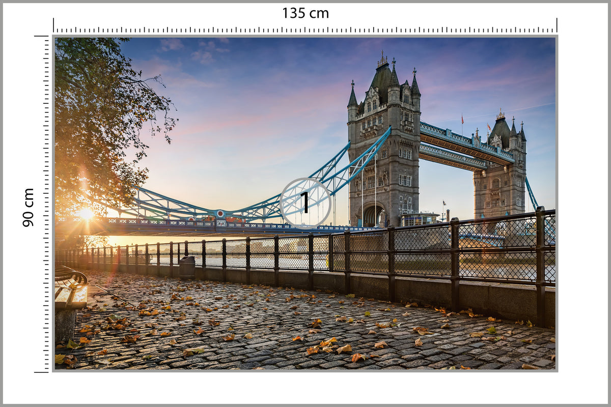 Fototapeta Londyn Tower Bridge O Wschodzie Słońca 135 × 90 cm – podgląd kadru