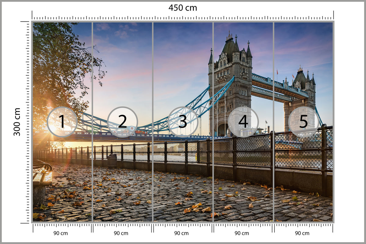 Fototapeta Londyn Tower Bridge O Wschodzie Słońca 450 × 300 cm – podgląd kadru