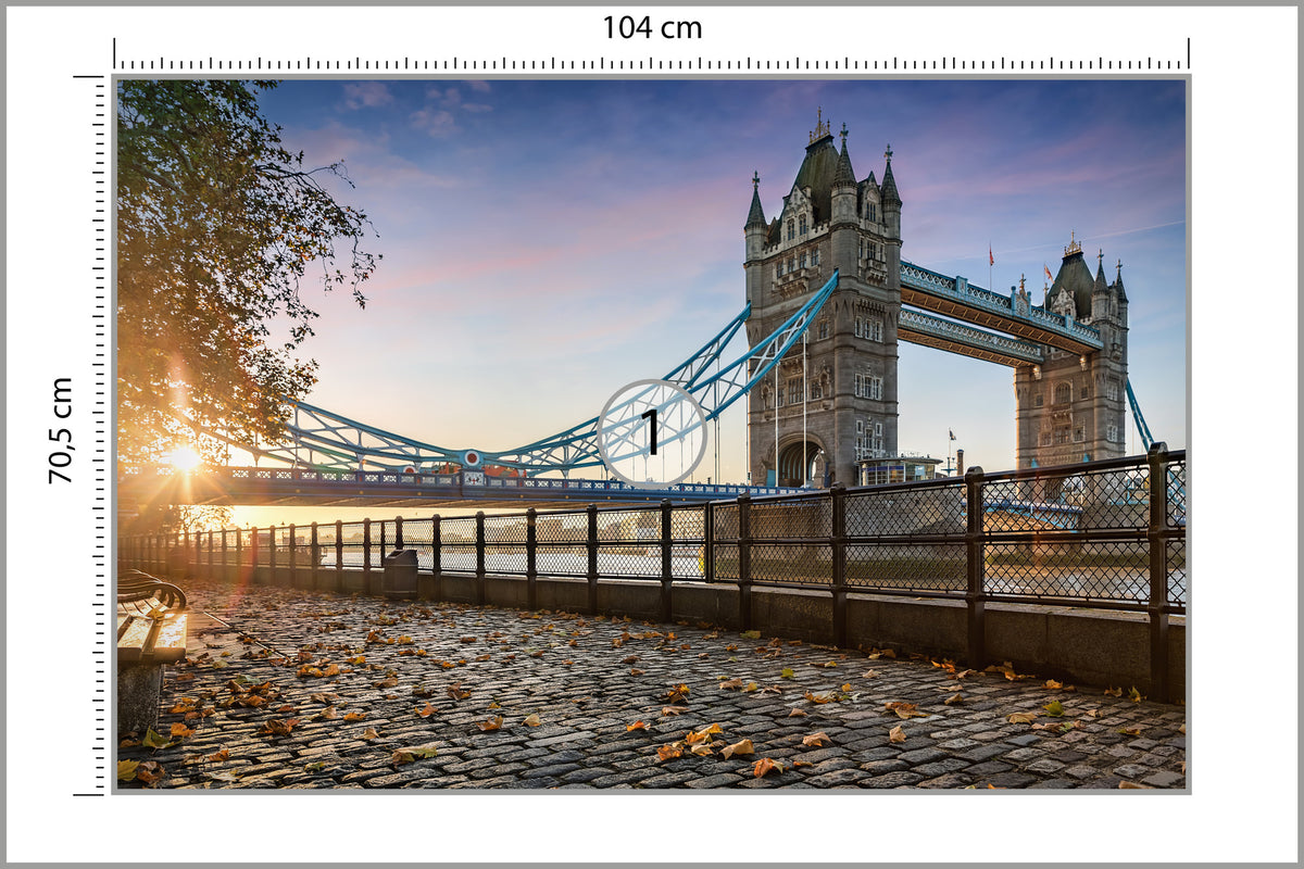 Fototapeta Londyn Tower Bridge O Wschodzie Słońca 104 × 70,5 cm – podgląd kadru