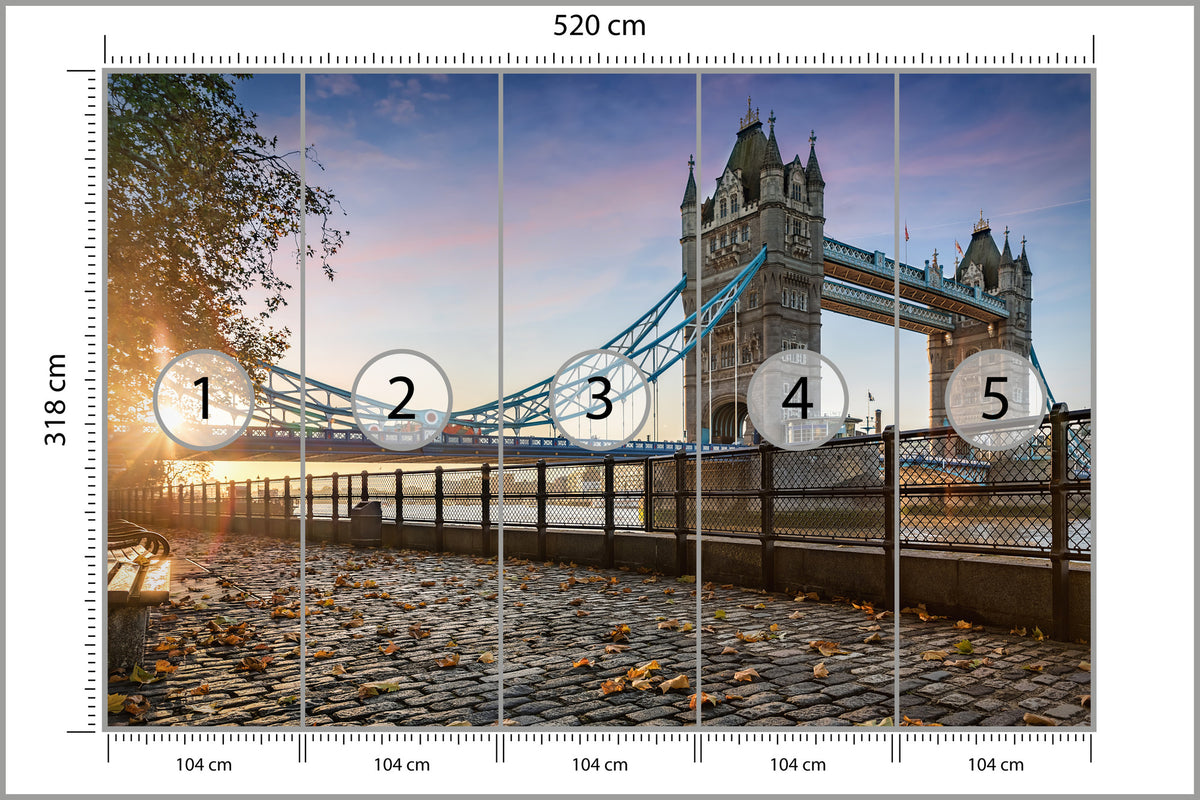 Fototapeta Londyn Tower Bridge O Wschodzie Słońca 520 × 318 cm – podgląd kadru