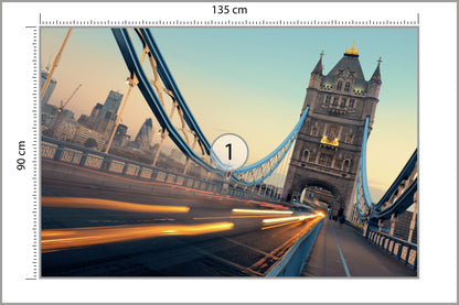 Fototapeta Londyn Tower Bridge Ze Światłami Ruchu 135 × 90 cm – podgląd kadru