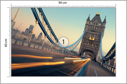 Fototapeta Londyn Tower Bridge Ze Światłami Ruchu 90 × 60 cm – podgląd kadru