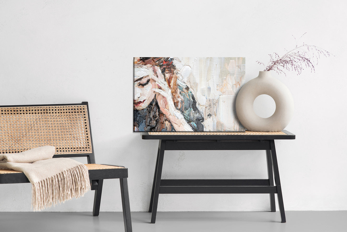 Obraz Na Płótnie Portret Kobiety w Kawiarni – klasyczny urok do wnętrz vintage i art déco. – widok 5