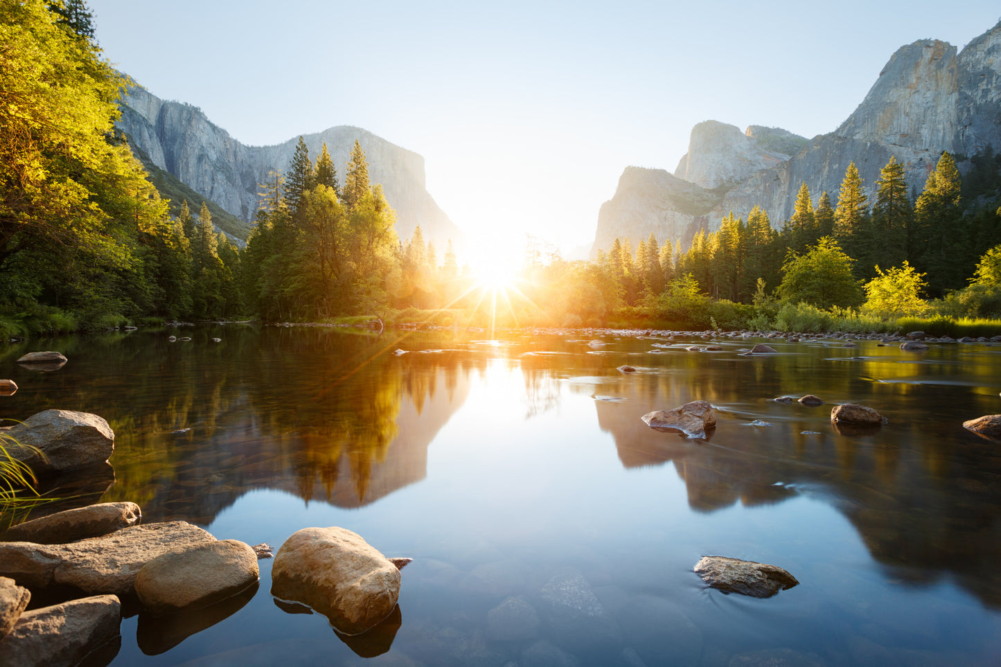 Obraz Na Płótnie Dolina Yosemite – majestatyczny pejzaż górski do wnętrz boho, rustykalnych i klasycznych 120x80