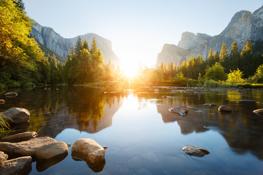 Obraz Na Płótnie Dolina Yosemite – majestatyczny pejzaż górski do wnętrz boho, rustykalnych i klasycznych 120x80