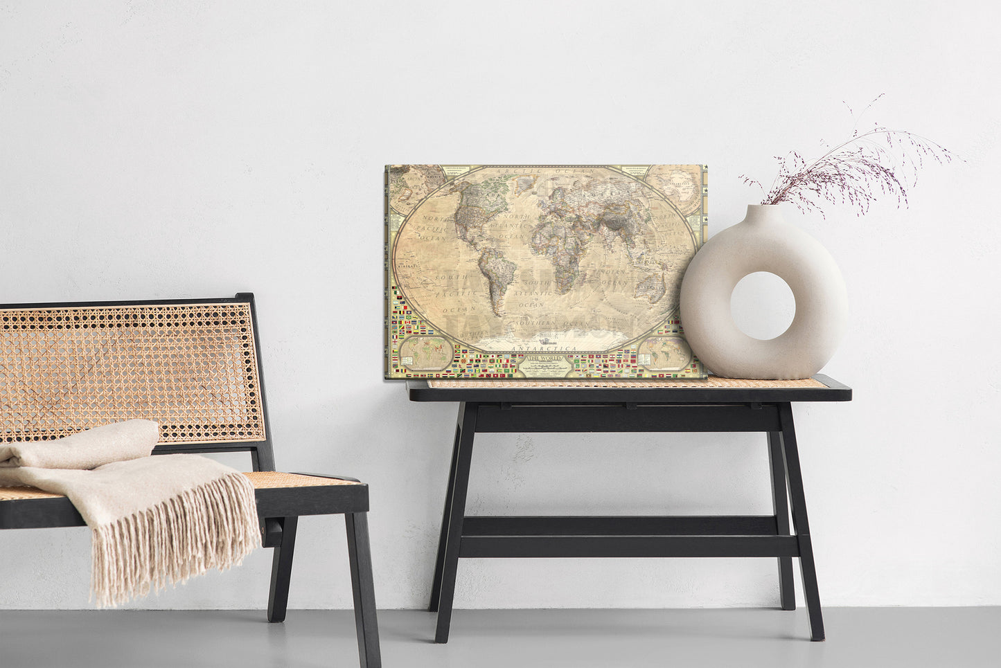 Obraz Na Płótnie Mapa Świata Vintage – dekoracyjna mapa w odcieniach beżu i brązu do wnętrz retro i industrialnych – widok 5