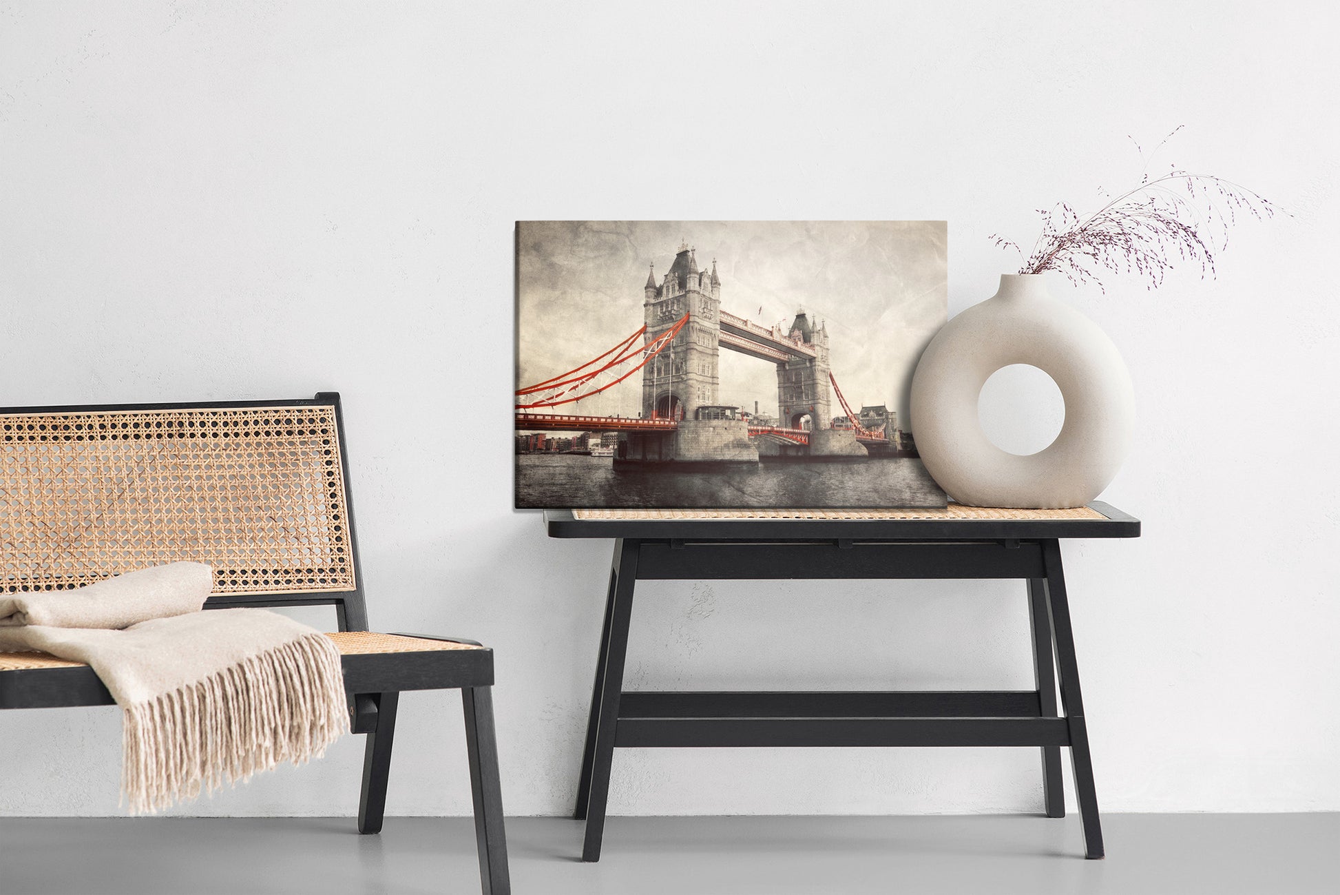 Obraz Na Płótnie Tower Bridge w Londynie – zabytkowy pejzaż w stylu retro do wnętrz klasycznych i industrialnych – widok 5