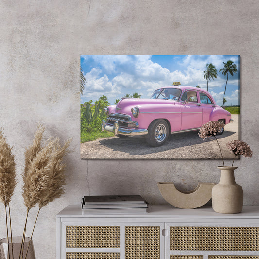 Obraz Na Płótnie Retro Różowy Samochód – urokliwy akcent vintage do wnętrz shabby chic i skandynawskich. – widok 2
