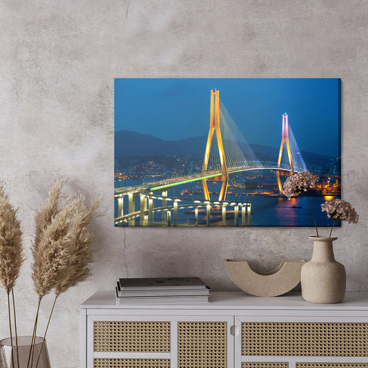 Obraz Na Płótnie Most Busan Harbor Bridge – Nocny pejzaż miejski do wnętrz nowoczesnych, industrialnych. – widok 2