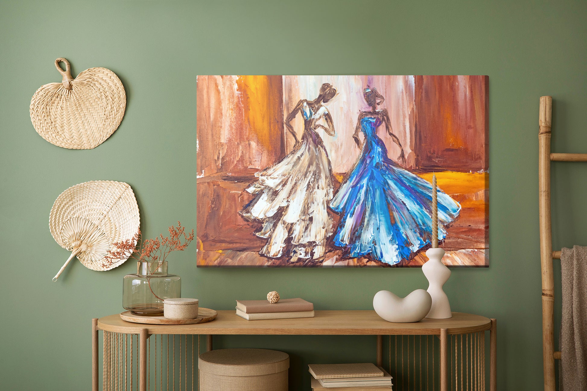 Obraz Na Płótnie Kobiety w Balowych Sukniach – elegancka scena retro do wnętrz glamour i art deco – widok 4
