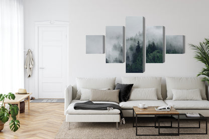 Obraz Wieloczęściowy Zielony Mglisty Las – tajemnicza panorama do wnętrz naturalnych, skandynawskich i modern classic – widok 5
