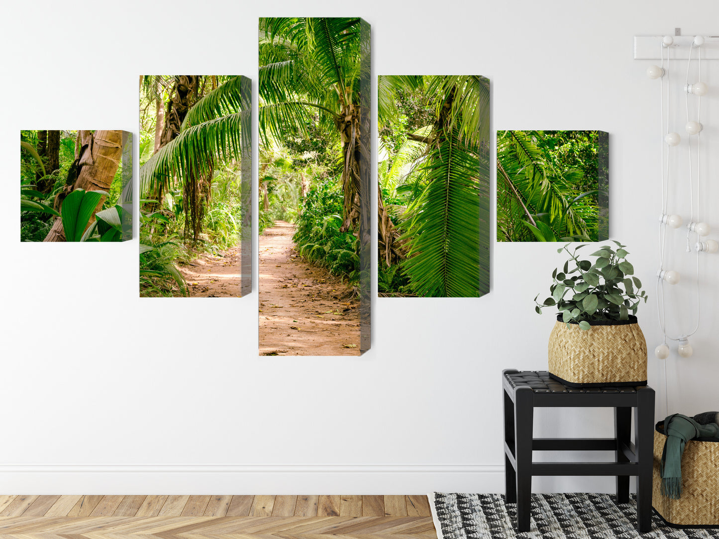 Obraz Wieloczęściowy Ścieżka Tropikalna – Immersyjny widok lasu do wnętrz biophilic, boho i nowoczesnych – widok 7