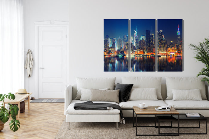 Obraz Wieloczęściowy Manhattan Nocą – dynamiczna panorama miejska do wnętrz nowoczesnych, industrialnych i loftowych – widok 5