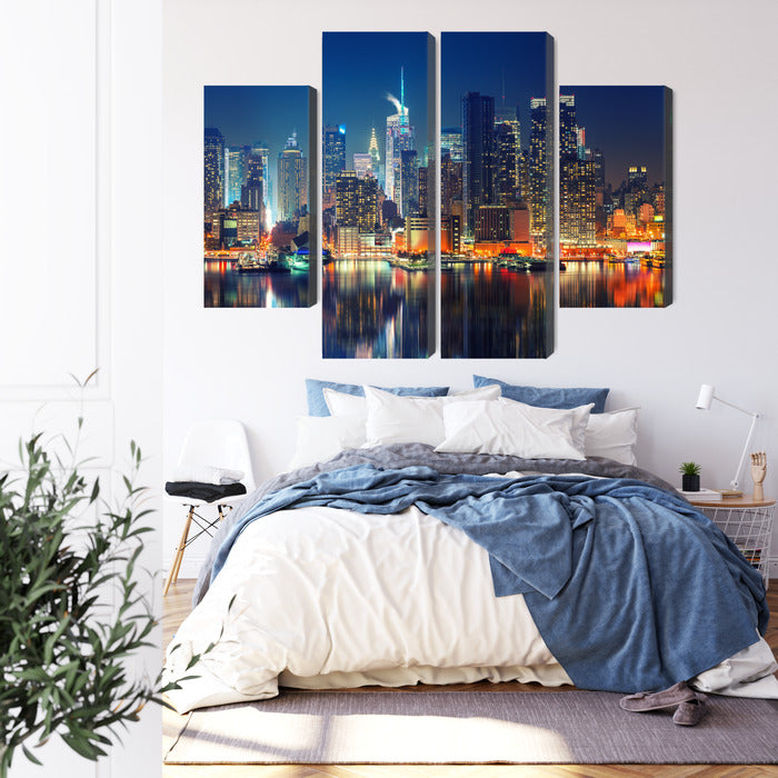 Obraz Wieloczęściowy Manhattan Nocą – dynamiczna panorama miejska do wnętrz nowoczesnych i industrialnych – widok 2