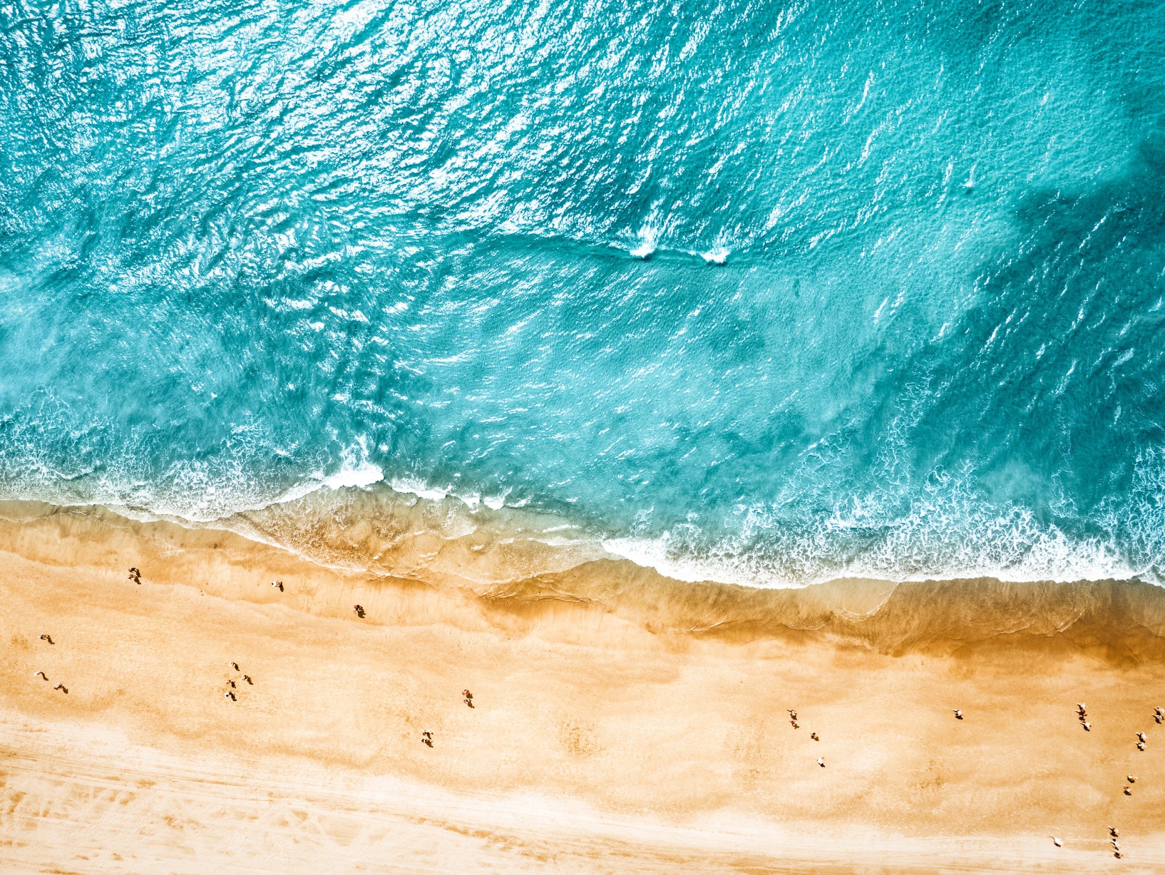 Obraz Wieloczęściowy Ocean i Plaża z Lotu Ptaka – relaksująca panorama morska do wnętrz Coastal, Skandynawskich i Boho 200x150