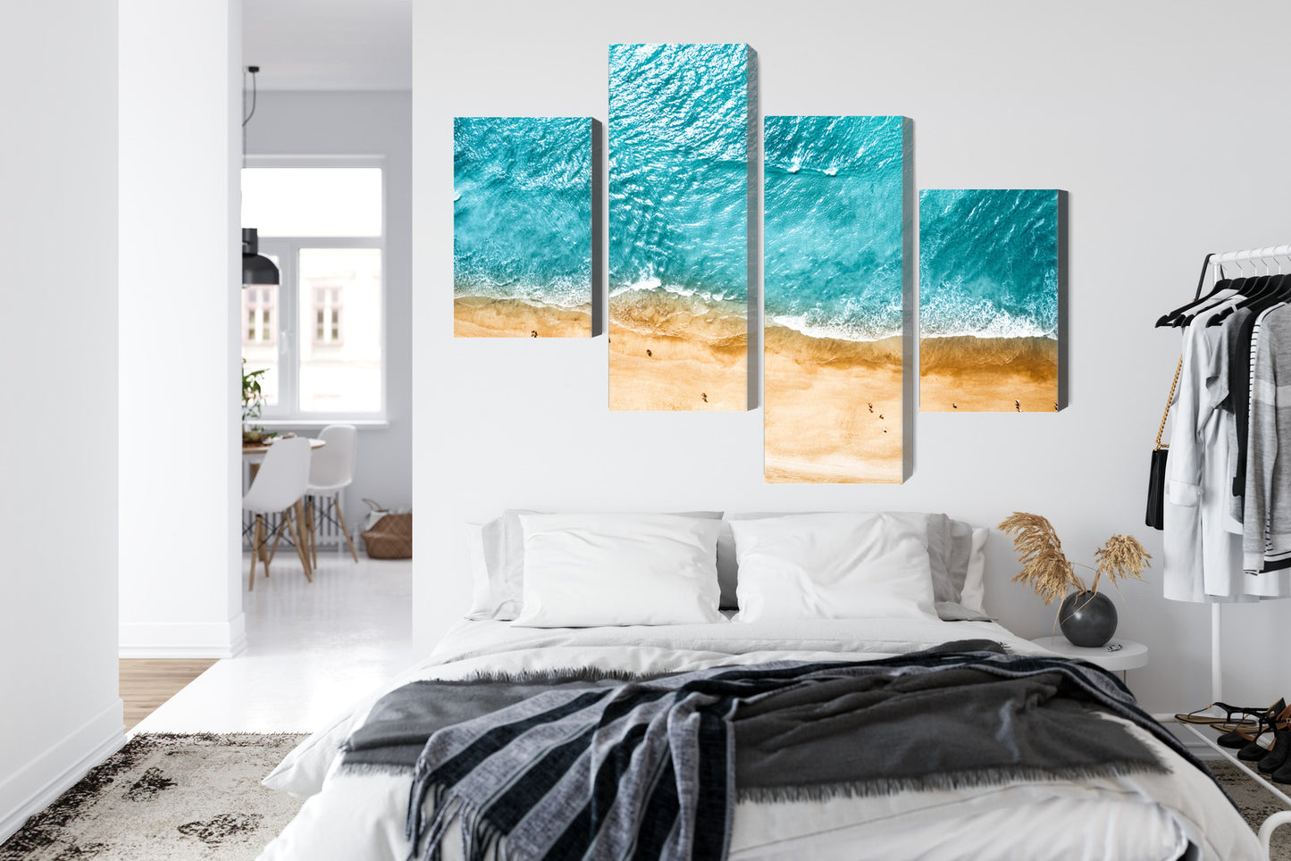 Obraz Wieloczęściowy Ocean i Plaża – błękitny spokój z lotu ptaka do wnętrz Coastal, Hamptons, skandynawskich – widok 6