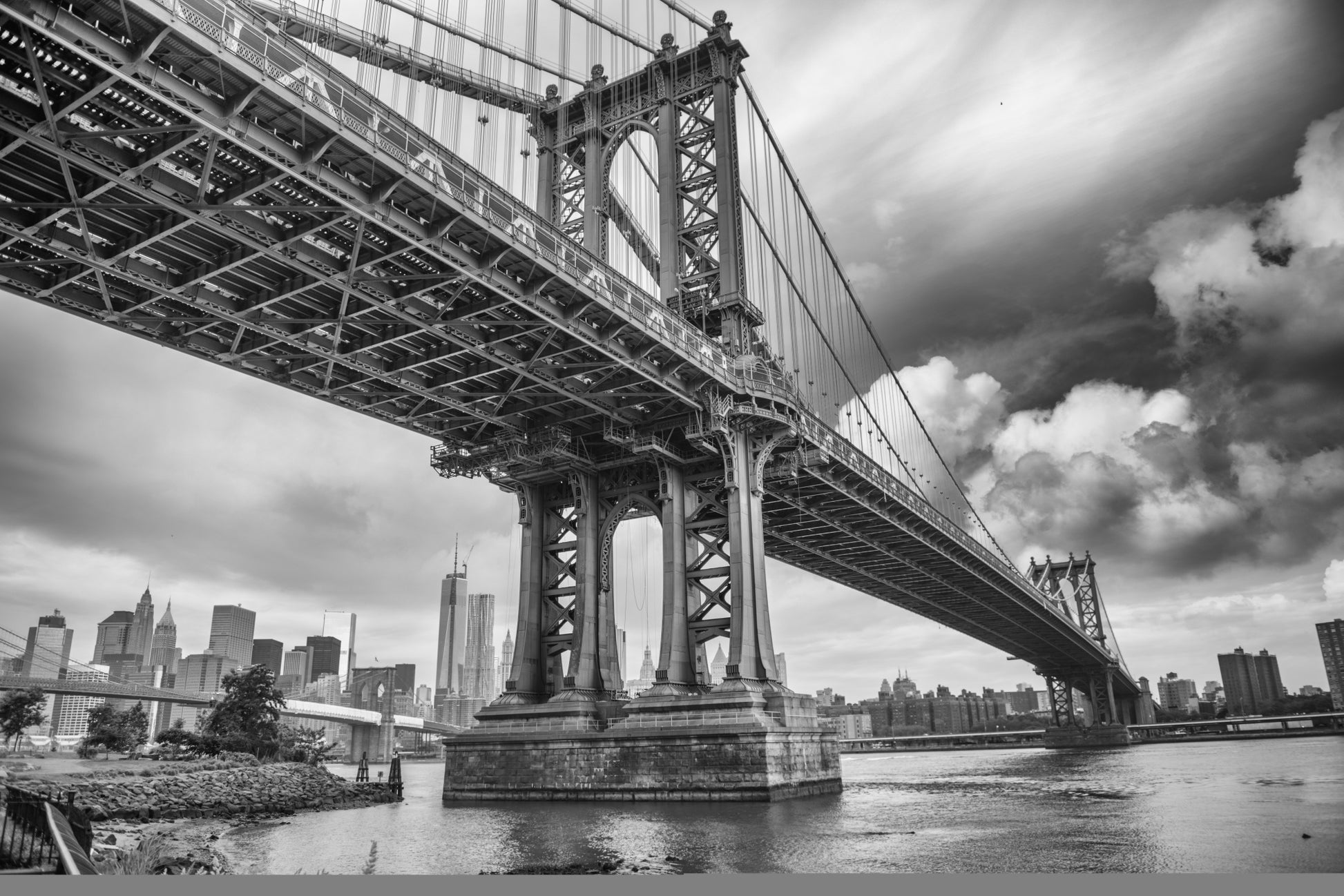 Obraz Wieloczęściowy Most Manhattan w Nowym Jorku – miejski pejzaż do wnętrz industrialnych i loftowych 180x120