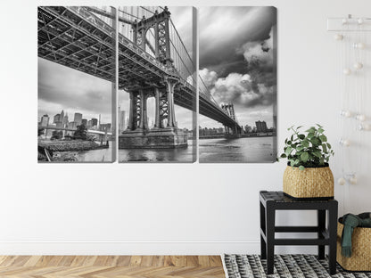 Obraz Wieloczęściowy Most Manhattan w Nowym Jorku – miejski pejzaż do wnętrz industrialnych i loftowych – widok 7