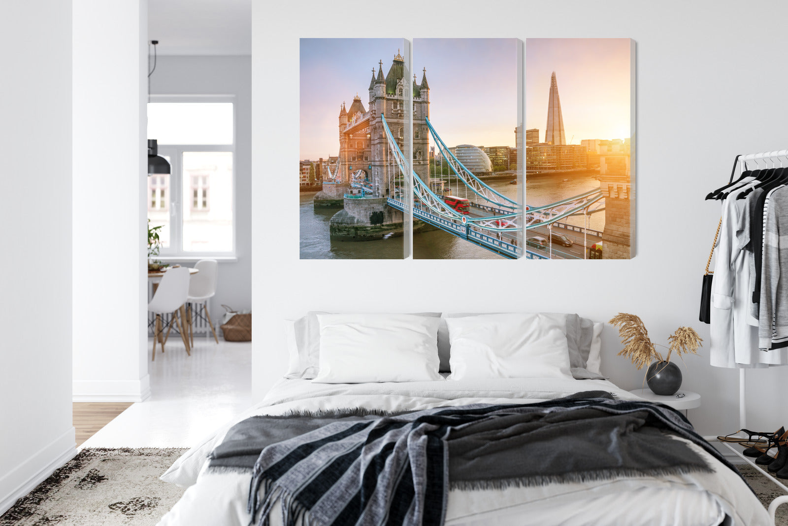 Obraz Wieloczęściowy Tower Bridge – majestatyczny wschód słońca do wnętrz eleganckich i nowoczesnych – widok 6