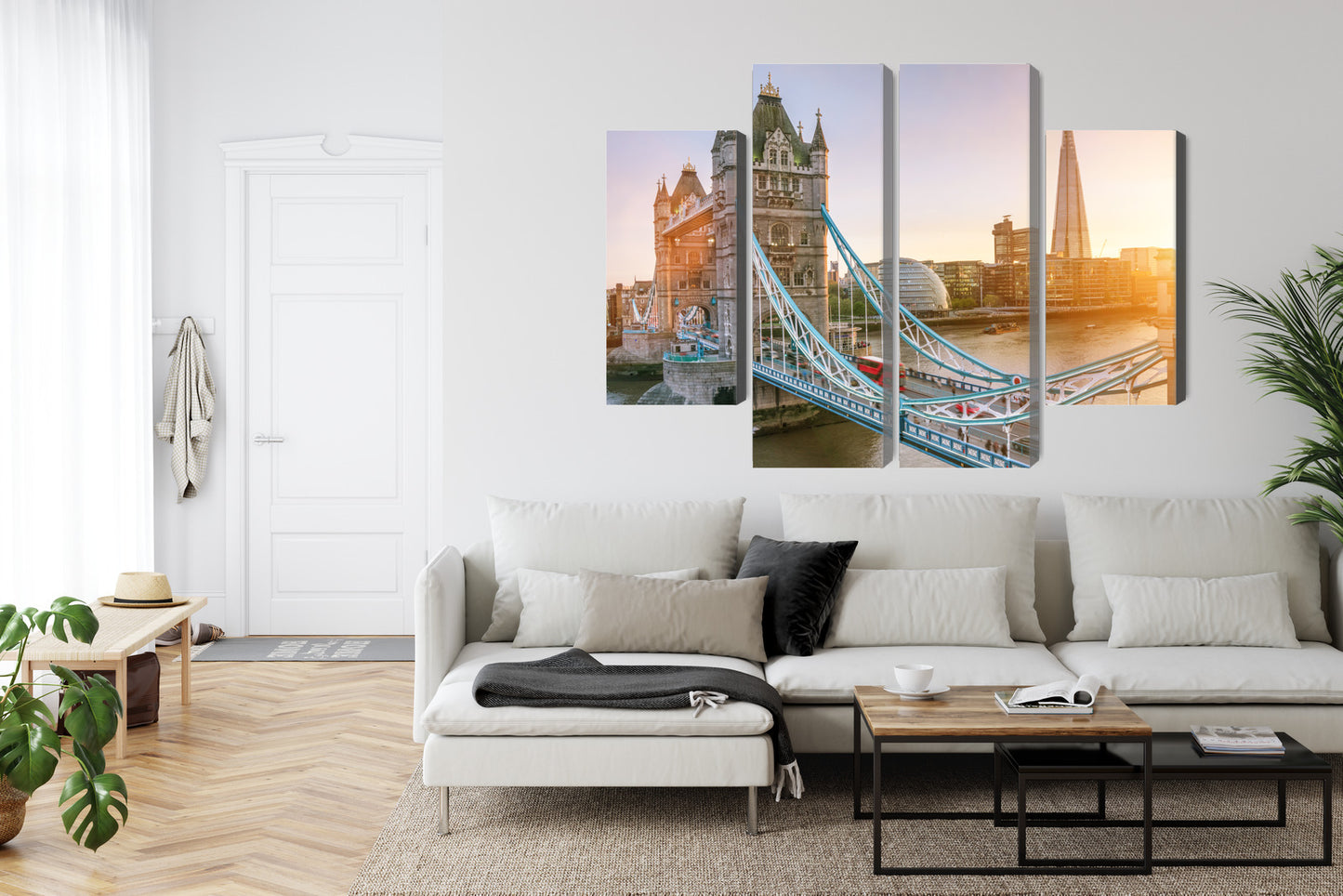 Obraz Wieloczęściowy Tower Bridge – ikoniczny wschód słońca do wnętrz nowoczesnych i klasycznych – widok 5