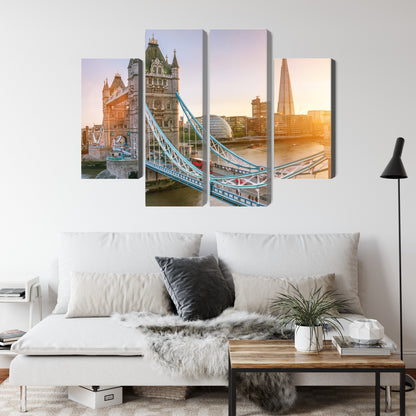 Obraz Wieloczęściowy Tower Bridge – ikoniczny wschód słońca do wnętrz nowoczesnych i klasycznych – widok 3
