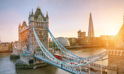 Obraz Wieloczęściowy Tower Bridge – Majestatyczny wschód słońca do wnętrz nowoczesnych i loftowych 250x150