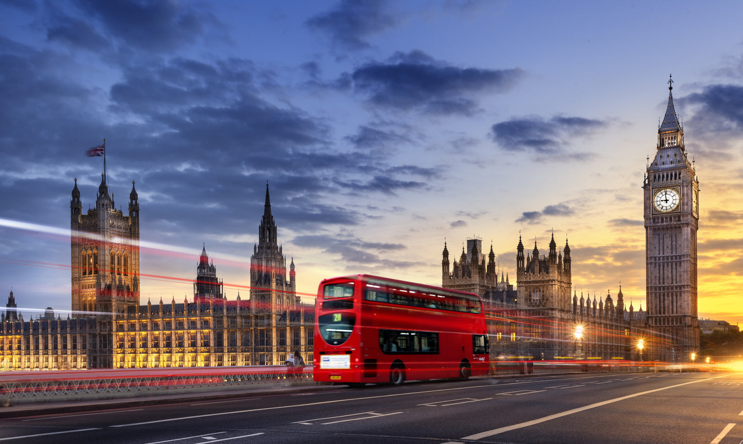 Obraz Wieloczęściowy Londyn Big Ben – majestatyczna panorama do wnętrz nowoczesnych, industrialnych i klasycznych 250x150