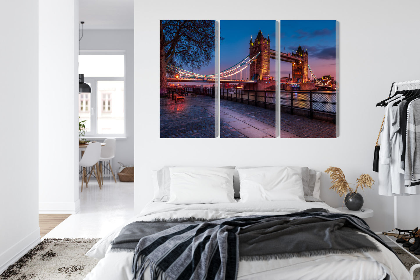 Obraz Wieloczęściowy Londyński Tower Bridge – miejska panorama o zmierzchu do wnętrz nowoczesnych, industrialnych – widok 6