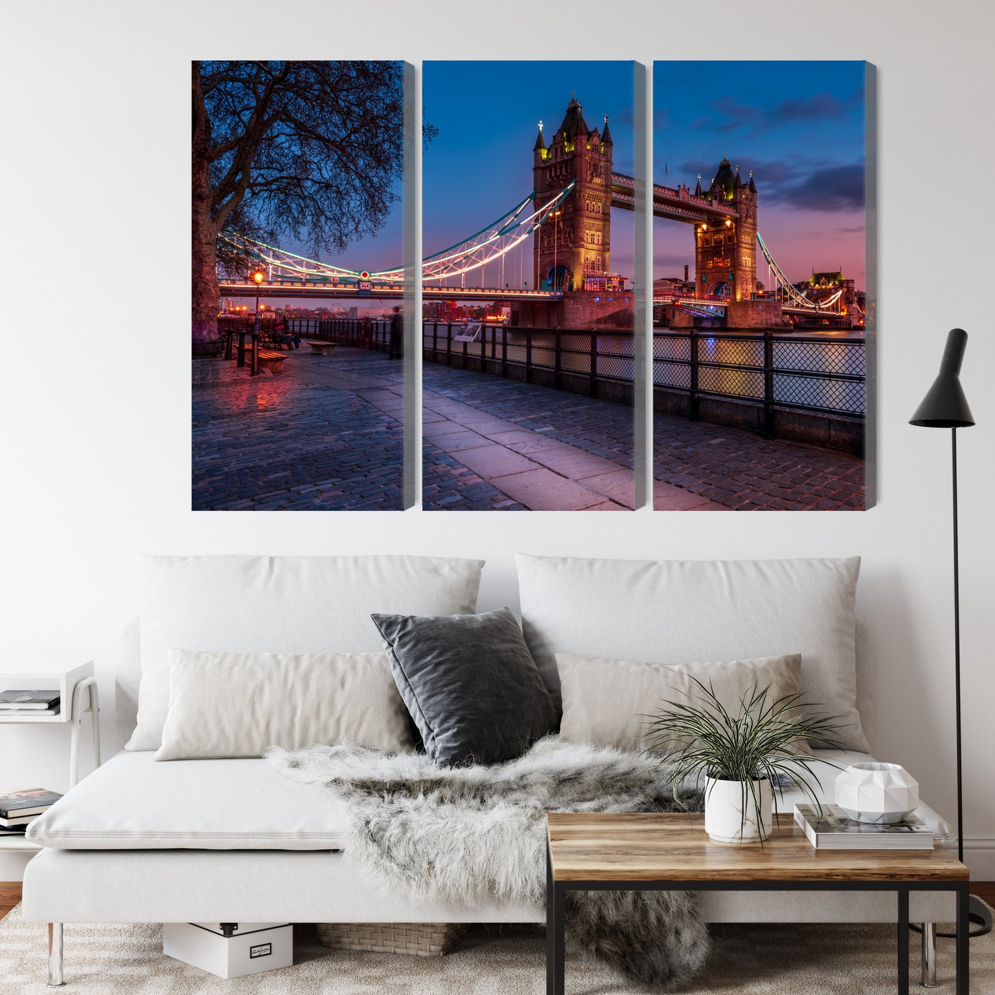 Obraz Wieloczęściowy Londyński Tower Bridge – miejska panorama o zmierzchu do wnętrz nowoczesnych, industrialnych – widok 3