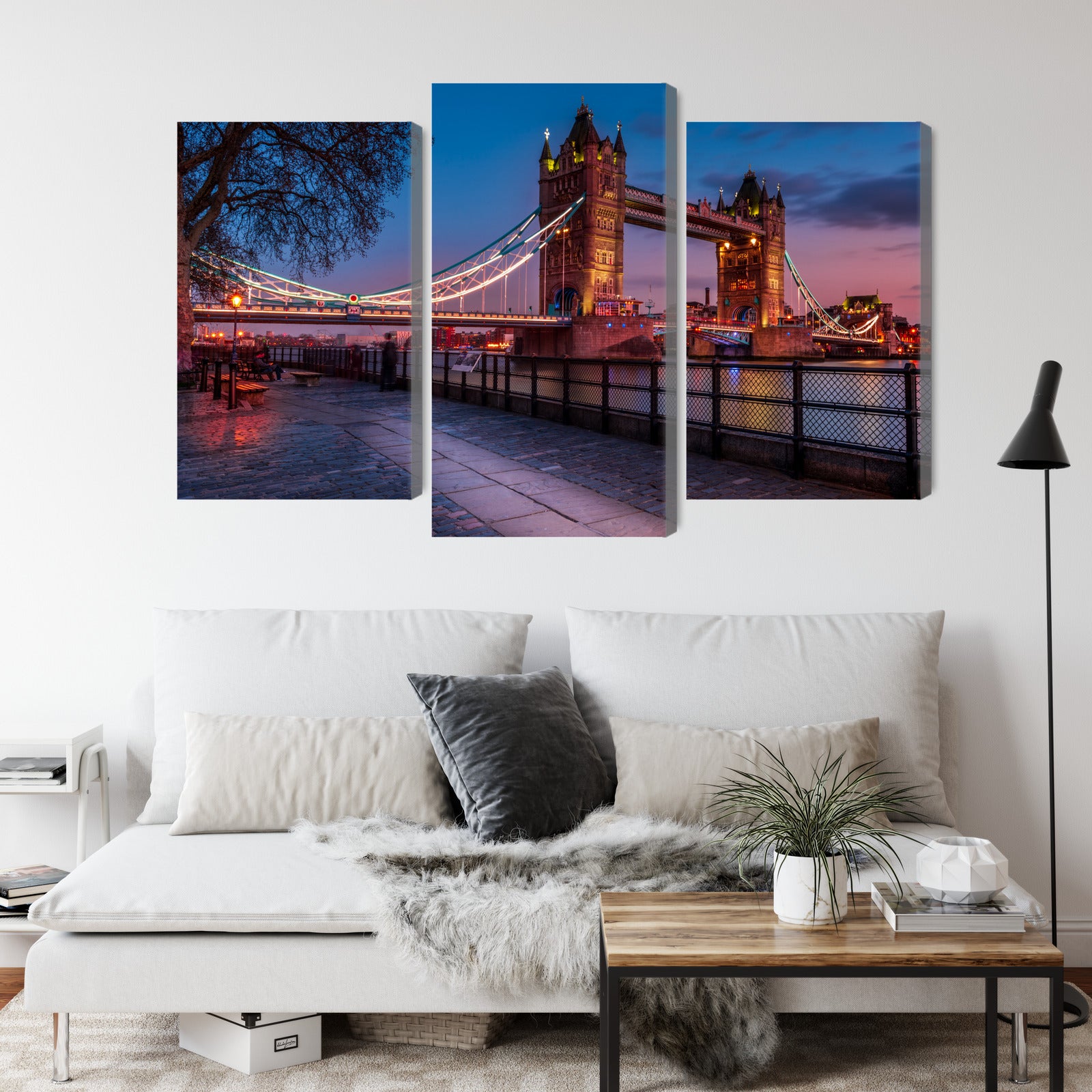 Obraz Wieloczęściowy Tower Bridge – majestatyczny zachód słońca do wnętrz nowoczesnych, industrialnych i glamour – widok 3