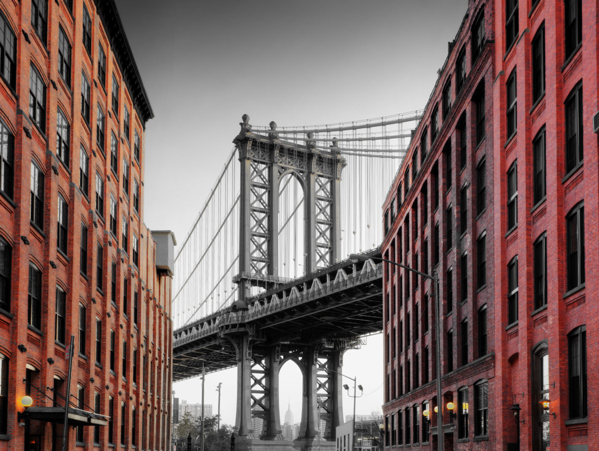 Obraz Wieloczęściowy Most Manhattan NY – ikoniczna panorama miejska do wnętrz industrialnych, loftowych i nowoczesnych 200x150
