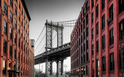 Obraz Wieloczęściowy Most Manhattan Bridge – ikoniczna panorama do wnętrz industrialnych, nowoczesnych i loftowych 240x150