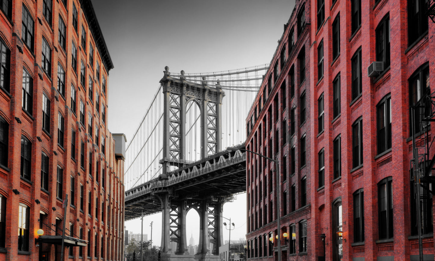 Obraz Wieloczęściowy Most Manhattan Bridge – dynamiczna panorama Nowego Jorku do wnętrz nowoczesnych i industrialnych 250x150