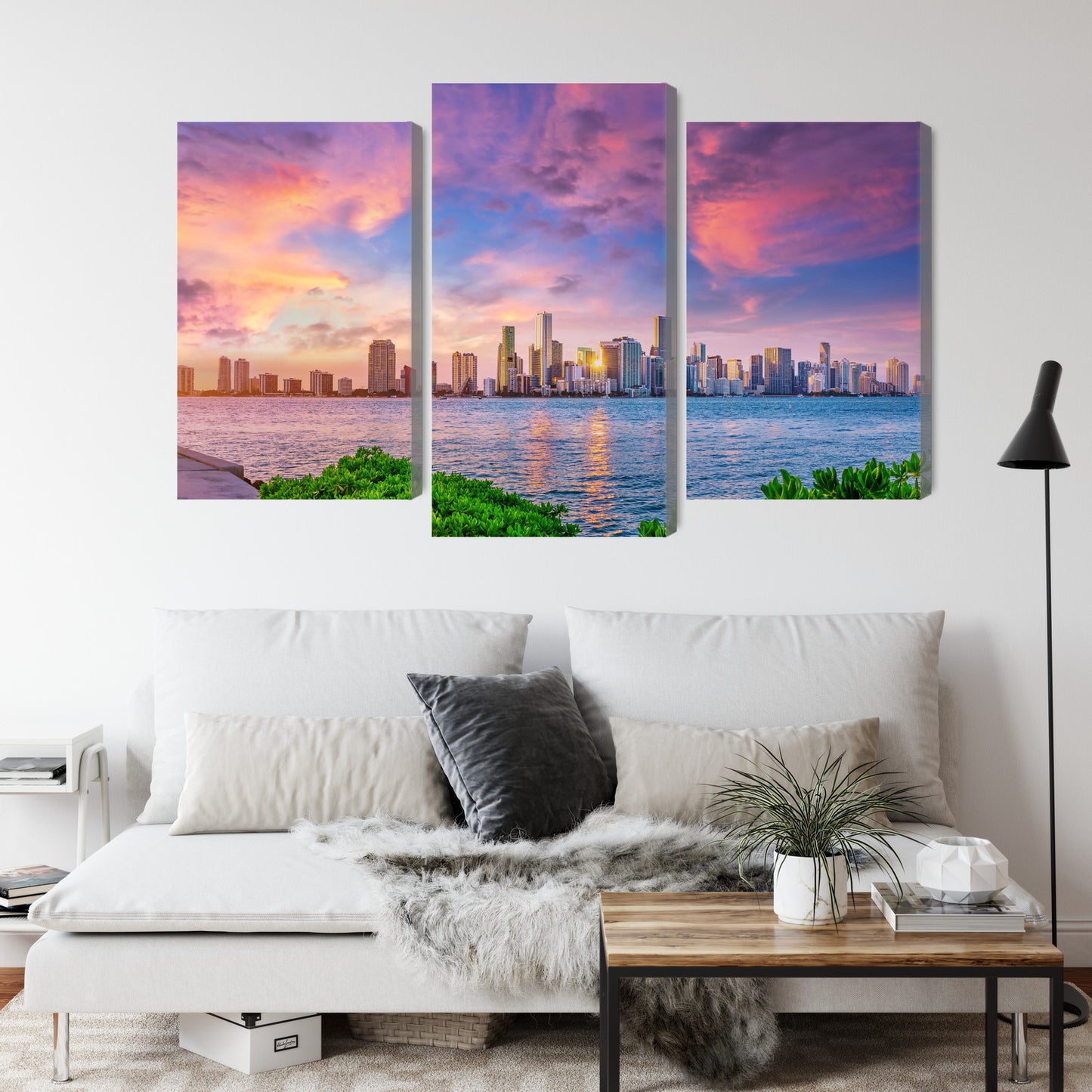 Obraz Wieloczęściowy Panorama Miami – energetyczny zachód słońca do wnętrz nowoczesnych, glamour i współczesnych – widok 3