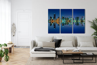 Obraz Wieloczęściowy Panorama Miami Nocą – miejska nocna panorama do wnętrz nowoczesnych i loftowych – widok 5