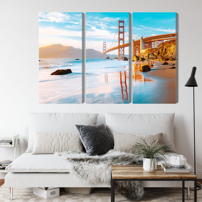 Obraz Wieloczęściowy Most Golden Gate SF – miejska ikona do wnętrz nowoczesnych, industrialnych i loftowych – widok 3
