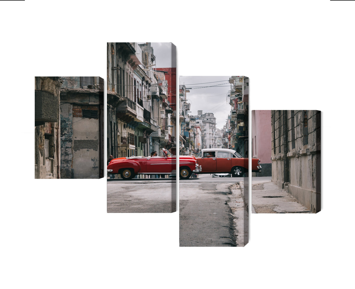 Obraz Wieloczęściowy Auta Retro na Kubie – energetyczna kompozycja do wnętrz vintage i loft – 4 części (80x50–240x150 cm) – układ paneli