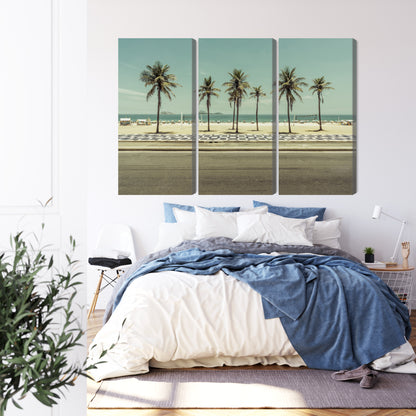 Obraz Wieloczęściowy Palmy Ipanema – egzotyczna panorama do wnętrz tropikalnych, boho i nowoczesnych – widok 2