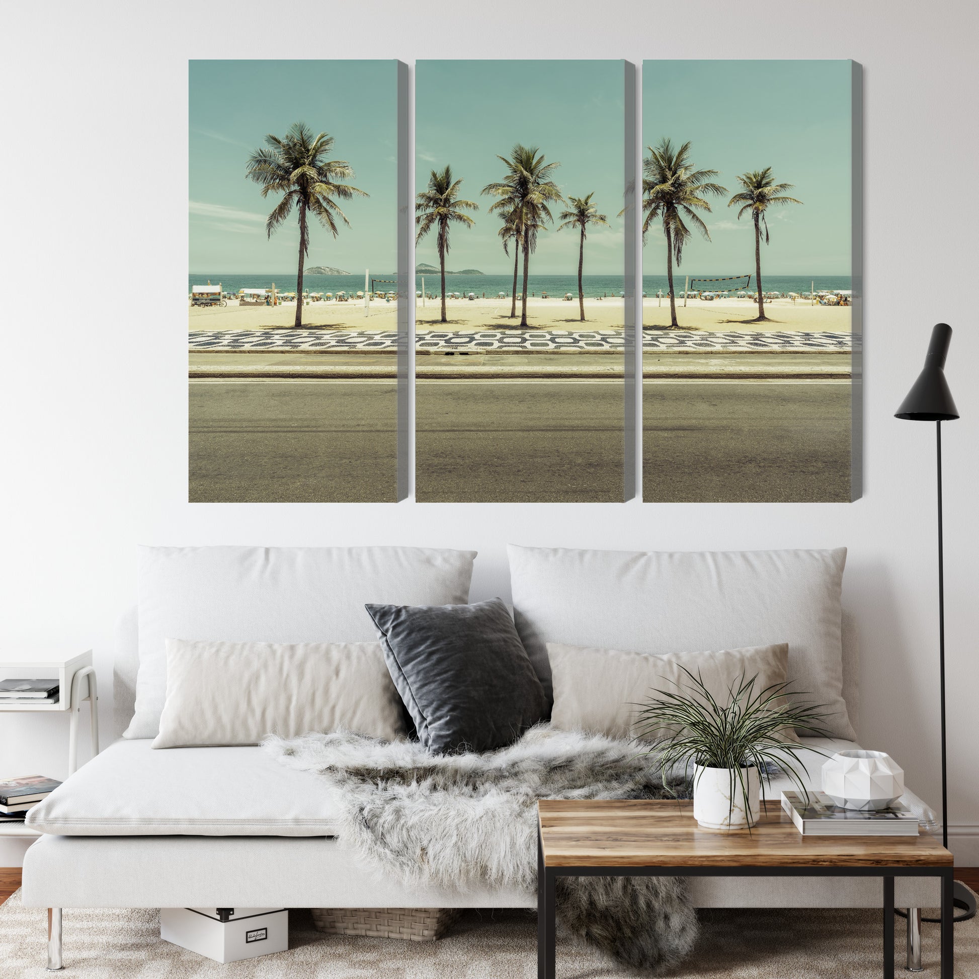 Obraz Wieloczęściowy Palmy Ipanema – egzotyczna panorama do wnętrz tropikalnych, boho i nowoczesnych – widok 3