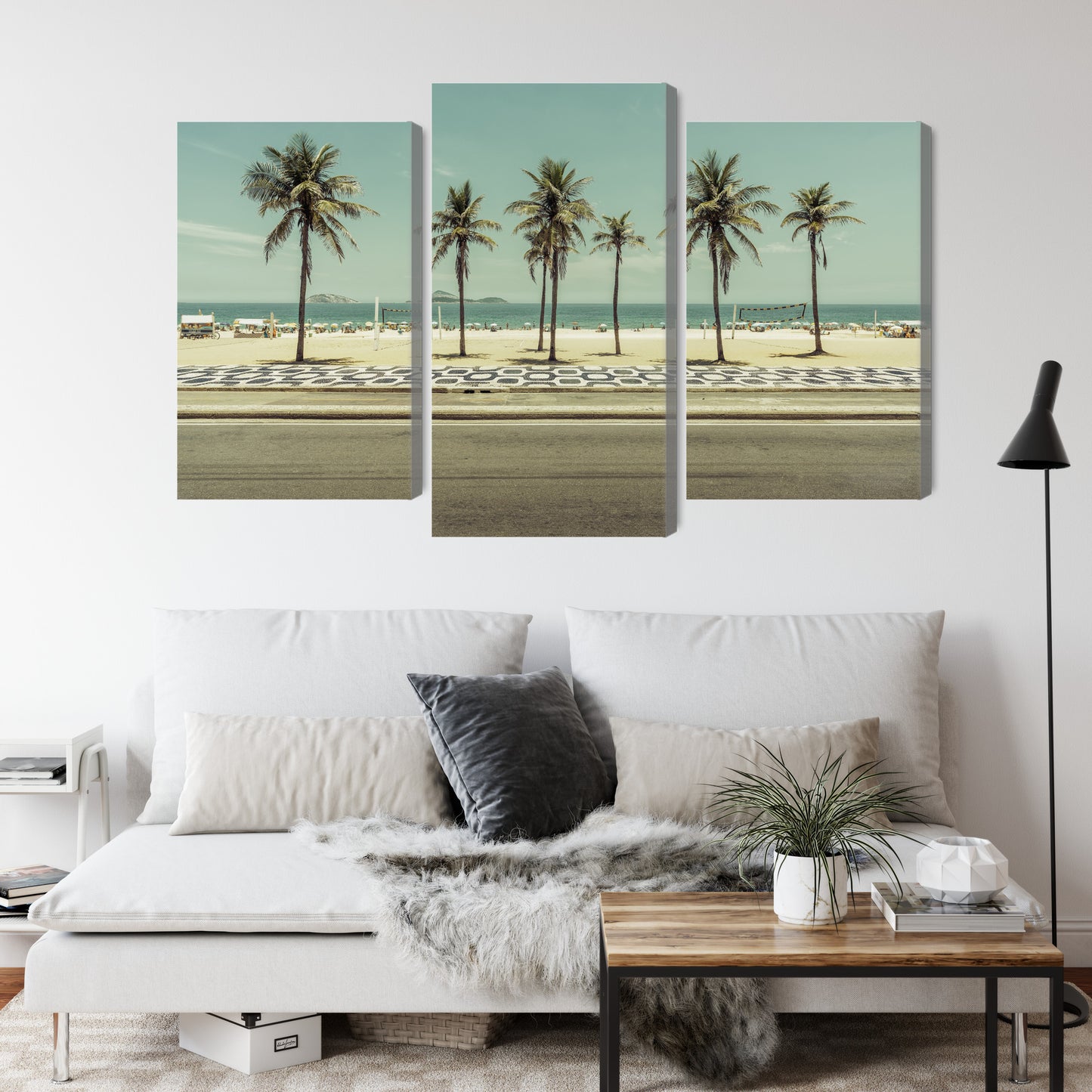 Obraz Wieloczęściowy Palmy Ipanema – egzotyczna panorama do wnętrz boho, eklektycznych, coastal – widok 3