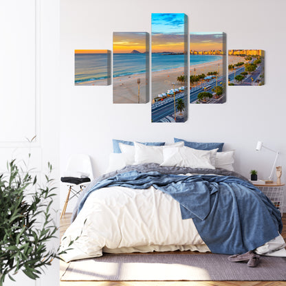 Obraz Wieloczęściowy Plaża Copacabana o Wschodzie – egzotyczna panorama do wnętrz nowoczesnych, boho i glamour – widok 2