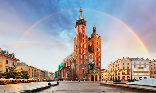 Obraz Wieloczęściowy Bazylika Mariacka Kraków – tęczowa dynamika do wnętrz nowoczesnych, artystycznych 250x150